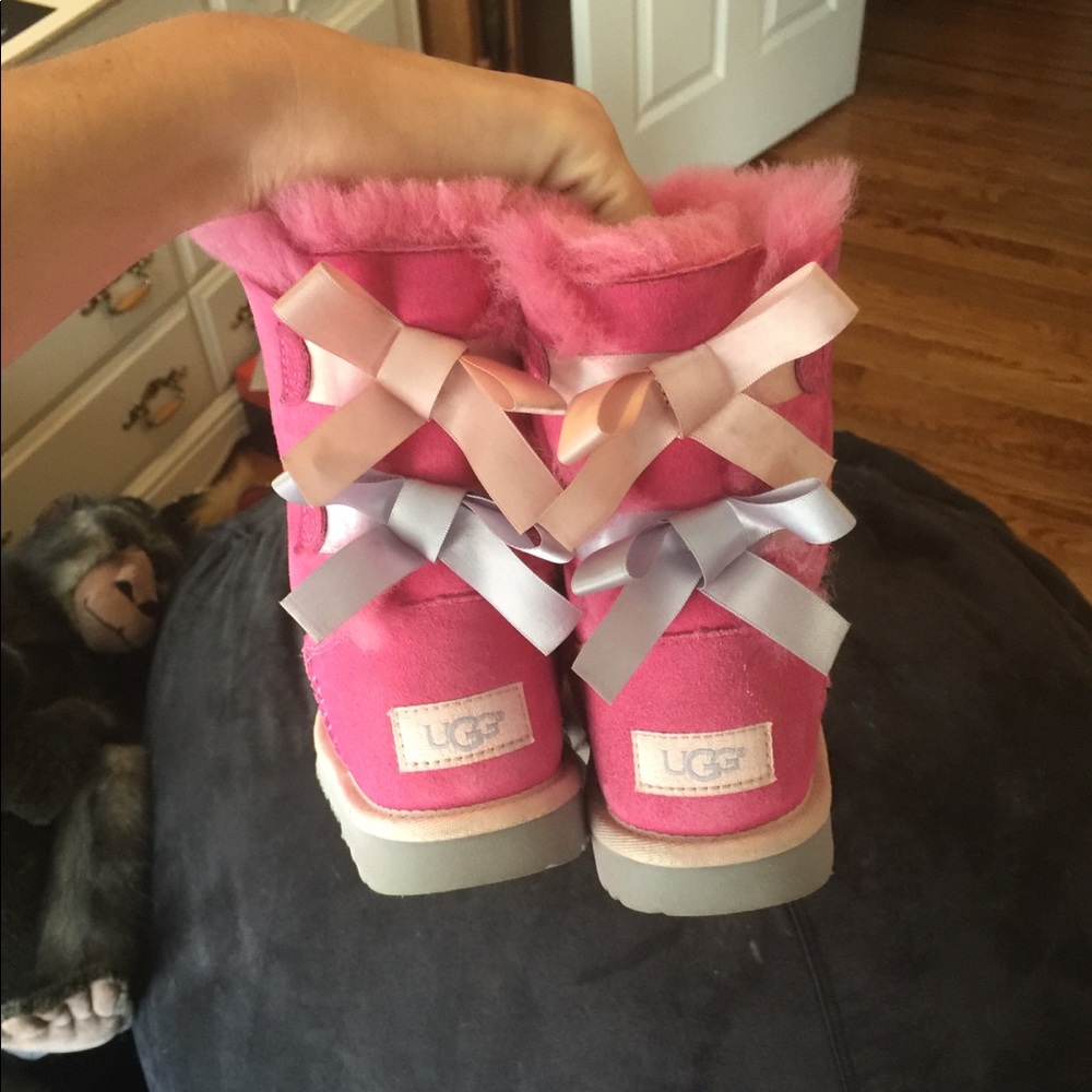 SOLD Authentic Kids Uggs size 1